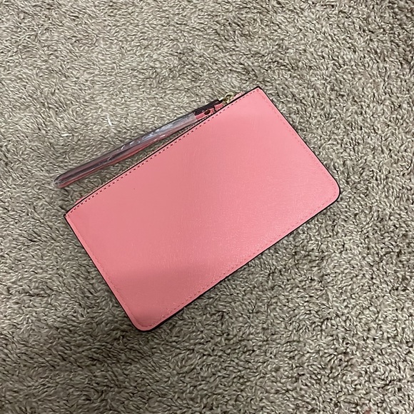 Kate Spade ♠️ Pink Wristlet - Picture 3 of 4